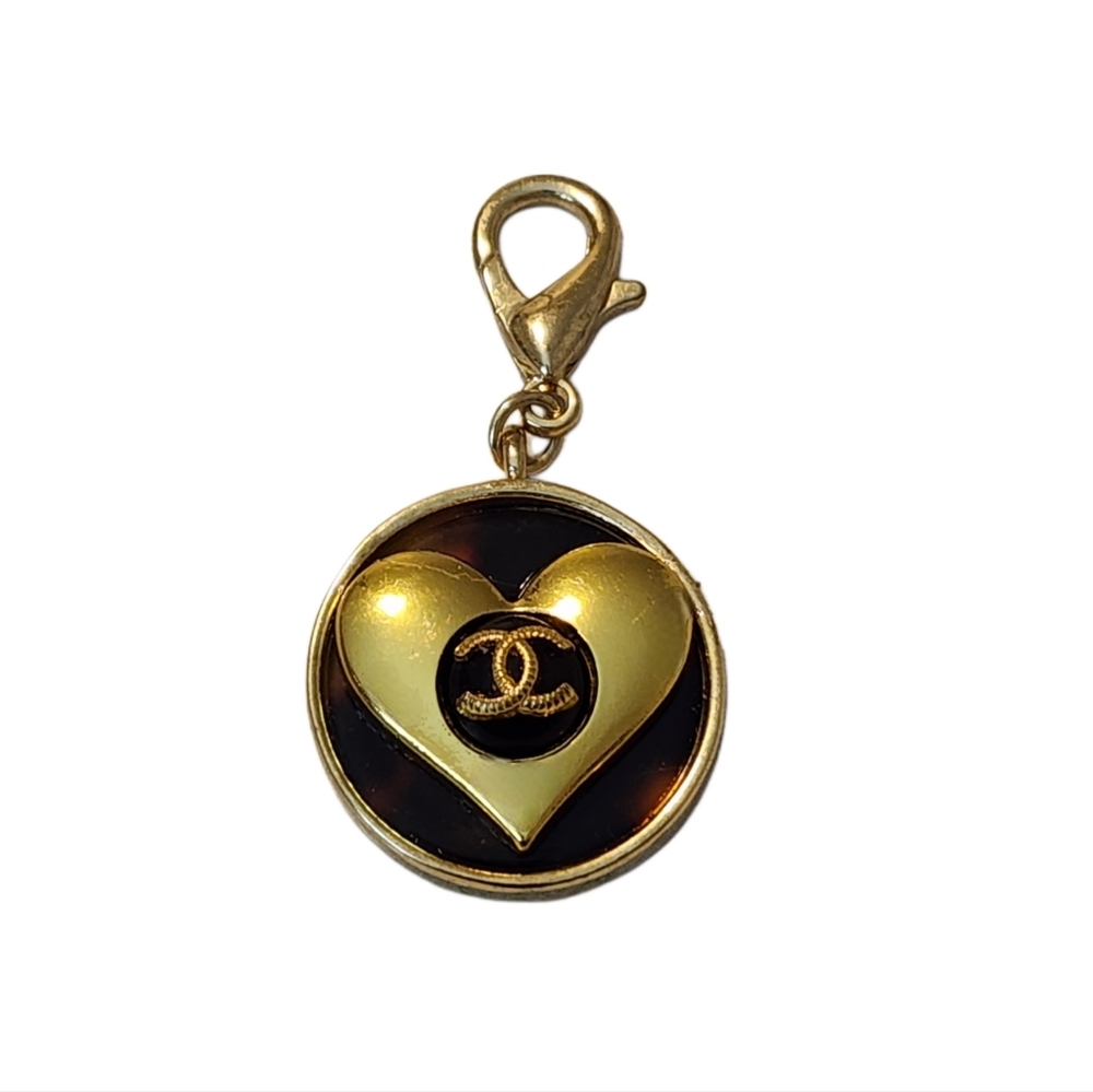 Bag / Keychain Charm Adorned With Heart Shaped Designer Button
